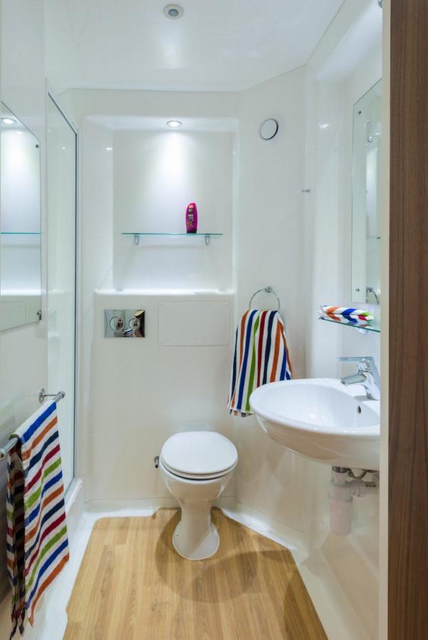 Zeni 3 Bed Apartment In Central เอ็กซิเตอร์ ภายนอก รูปภาพ