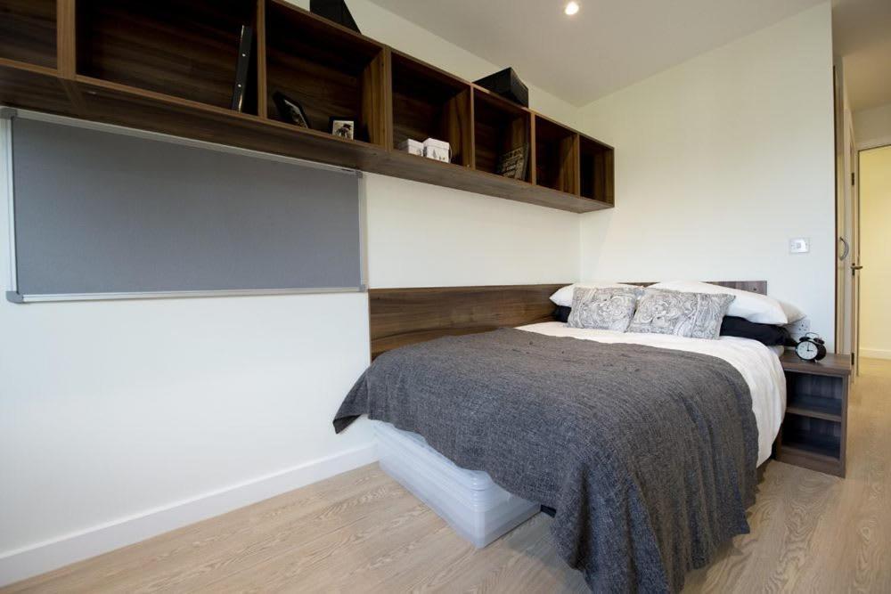 Zeni 3 Bed Apartment In Central เอ็กซิเตอร์ ภายนอก รูปภาพ